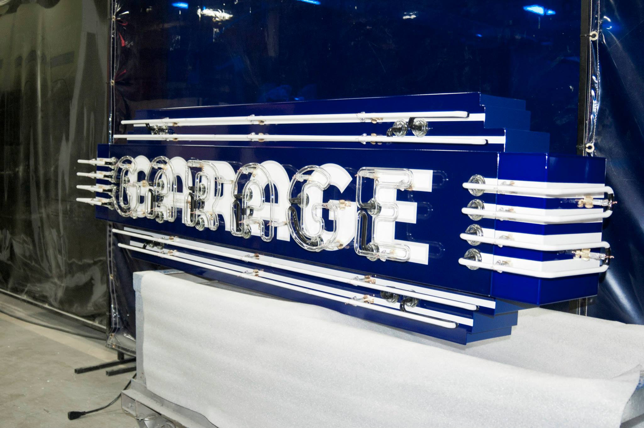 Custom Porcelain Neon 'GARAGE' Sign - VAULT Custom Garage Design